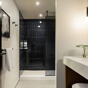 Essential Room